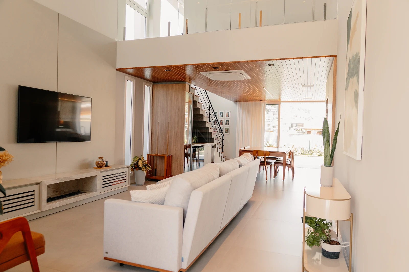 Casa em Pedra Branca, Palhoça. 3 quartos, 300m². Imagem 3 de 20