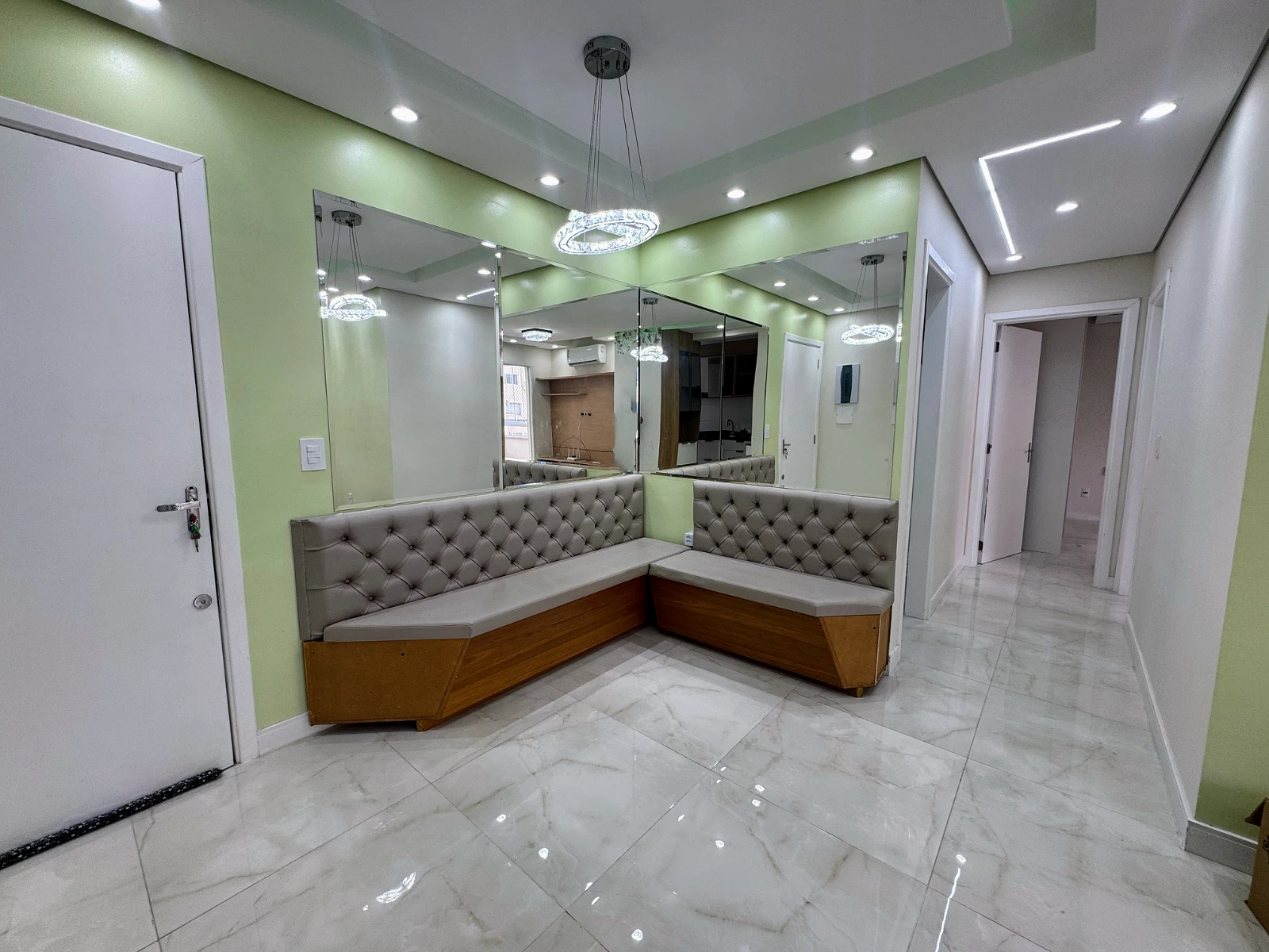 Apartamento em Pedra Branca, Palhoça. 2 quartos, 62m². Imagem 2 de 31