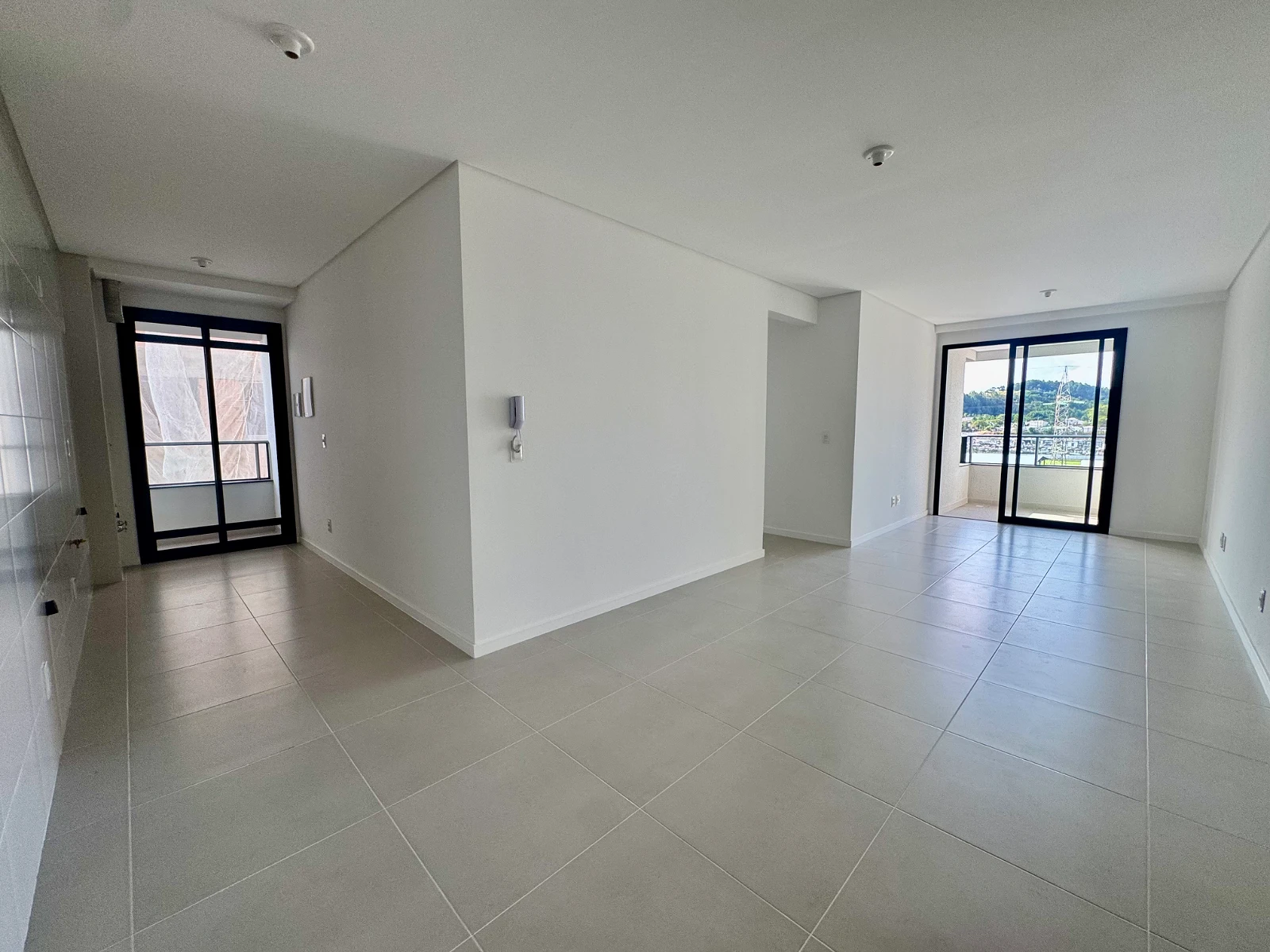 Apartamento em Pagani, Palhoça. 3 quartos, 94m². Imagem 3 de 21