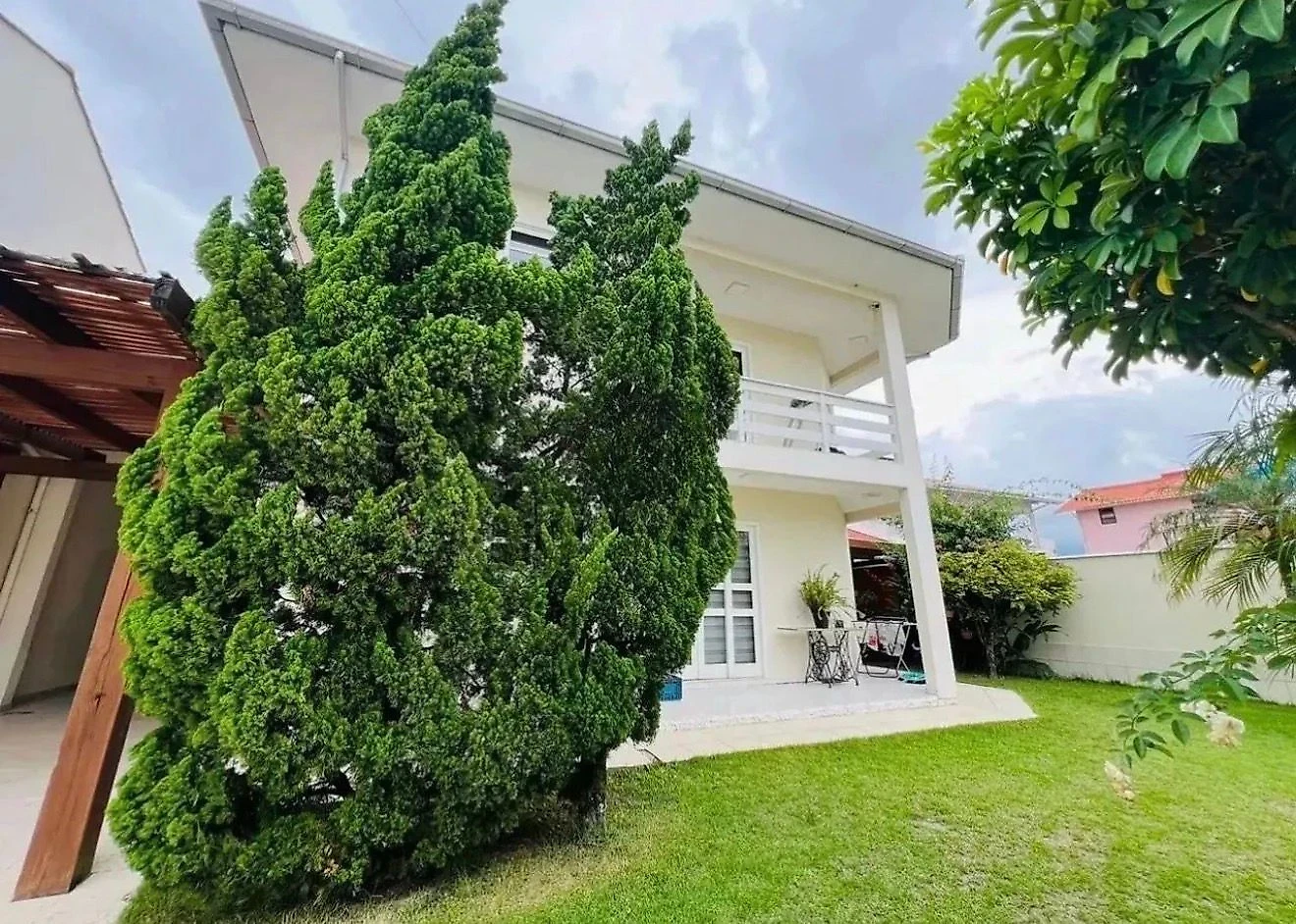 Casa em Centro, Palhoça. 3 quartos, 280m². Imagem 1 de 6