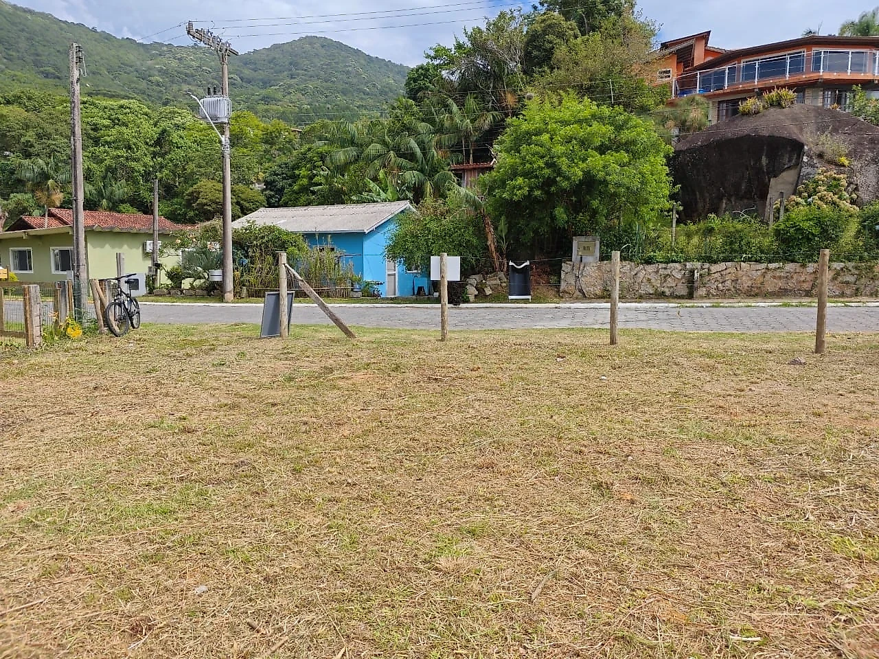 Terreno em Siriu, Garopaba. 0 quartos, 0m². Imagem 2 de 3