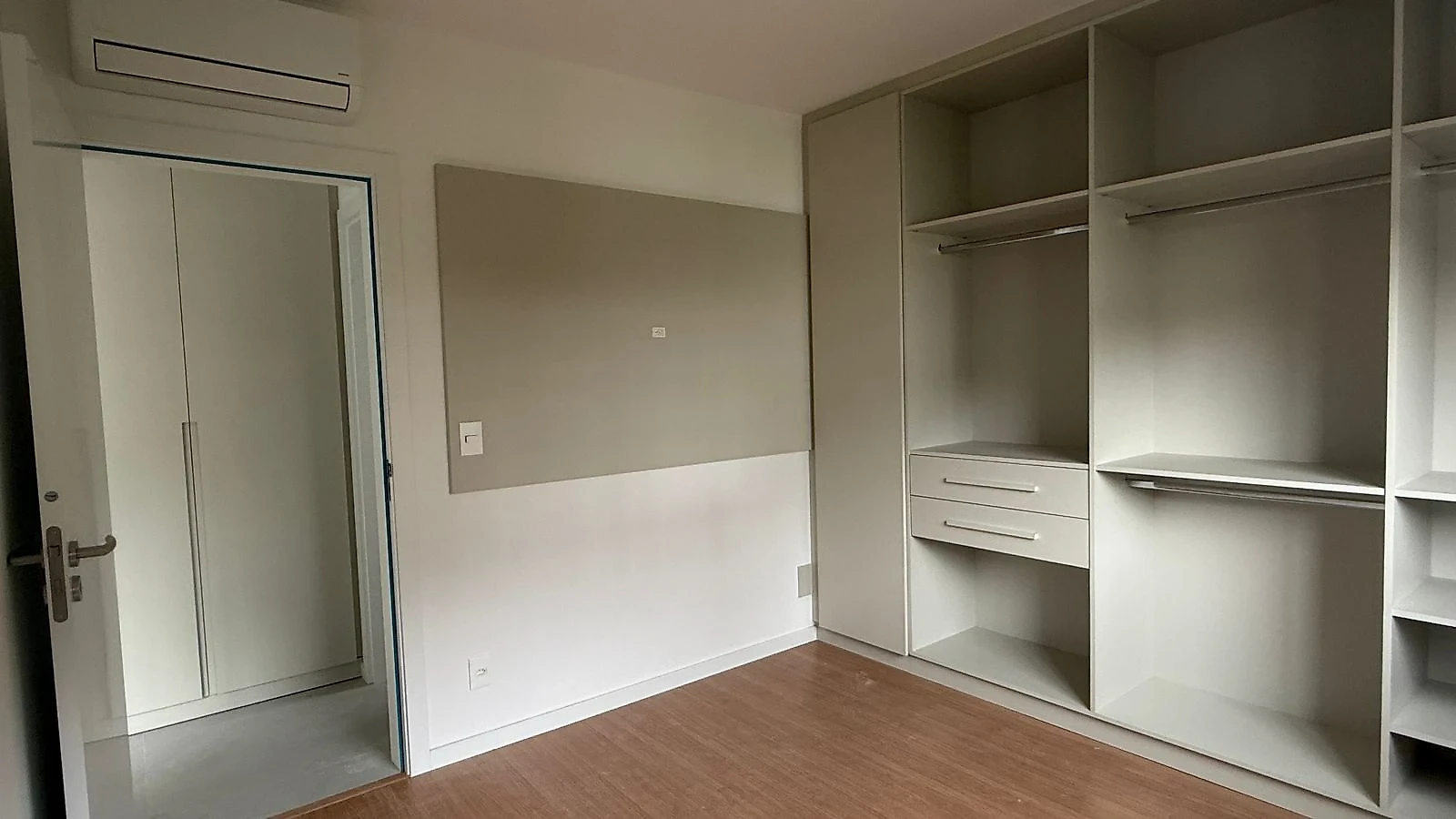 Apartamento em Centro, Florianópolis. 1 quartos, 39m². Imagem 10 de 20
