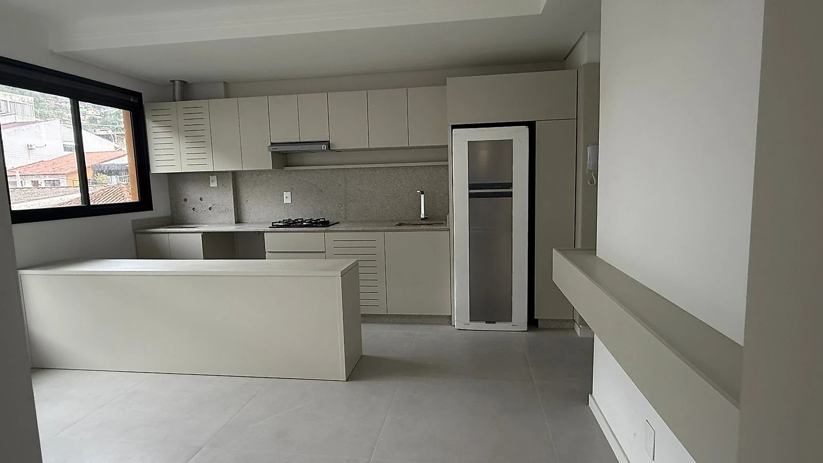 Apartamento em Centro, Florianópolis. 1 quartos, 39m². Imagem 1 de 20