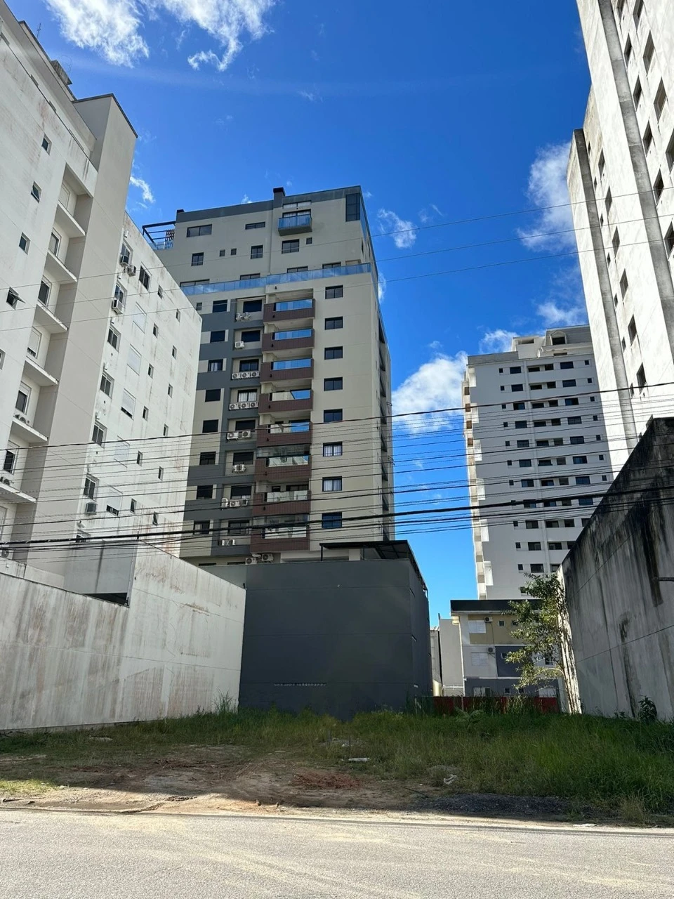 Terreno em Pedra Branca, Palhoça. 0 quartos, 0m². Imagem 2 de 14