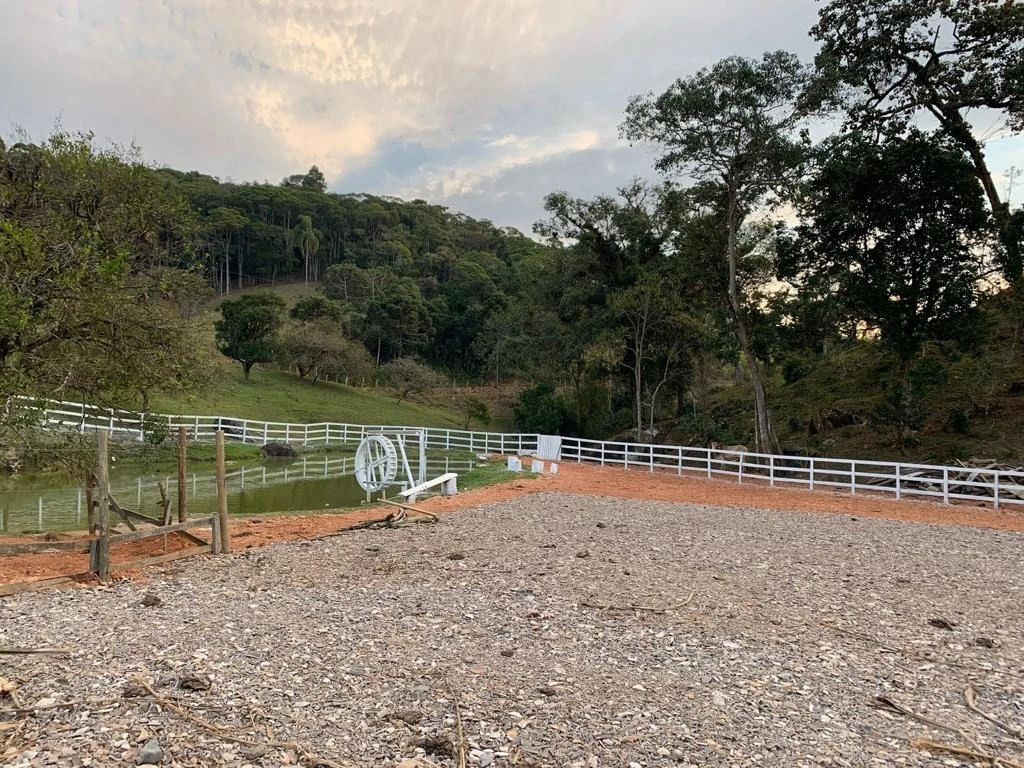 Sítio em Potecas, São José. 3 quartos, 250m². Imagem 10 de 20