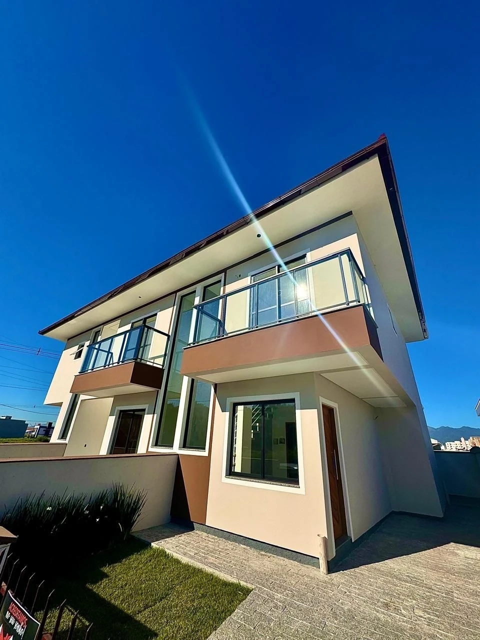 Sobrado Geminado em Bela Vista, Palhoça. 2 quartos, 83m². Imagem 2 de 28