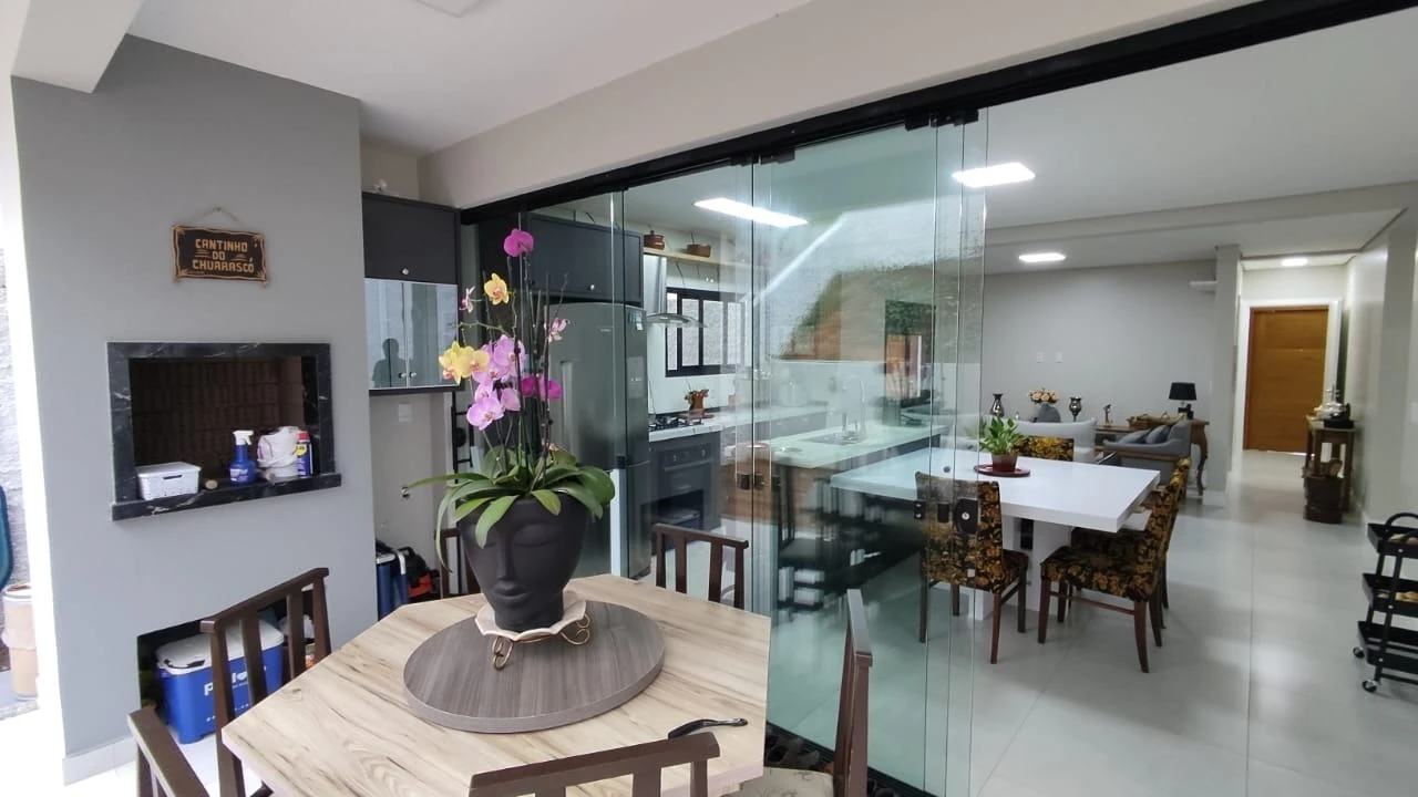 Casa em Pedra Branca, Palhoça. 3 quartos, 162m². Imagem 8 de 13