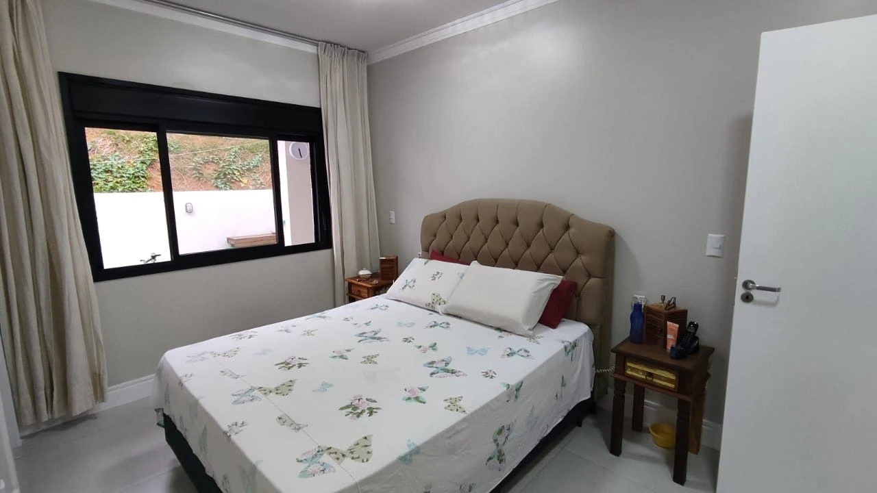 Casa em Pedra Branca, Palhoça. 3 quartos, 162m². Imagem 9 de 13