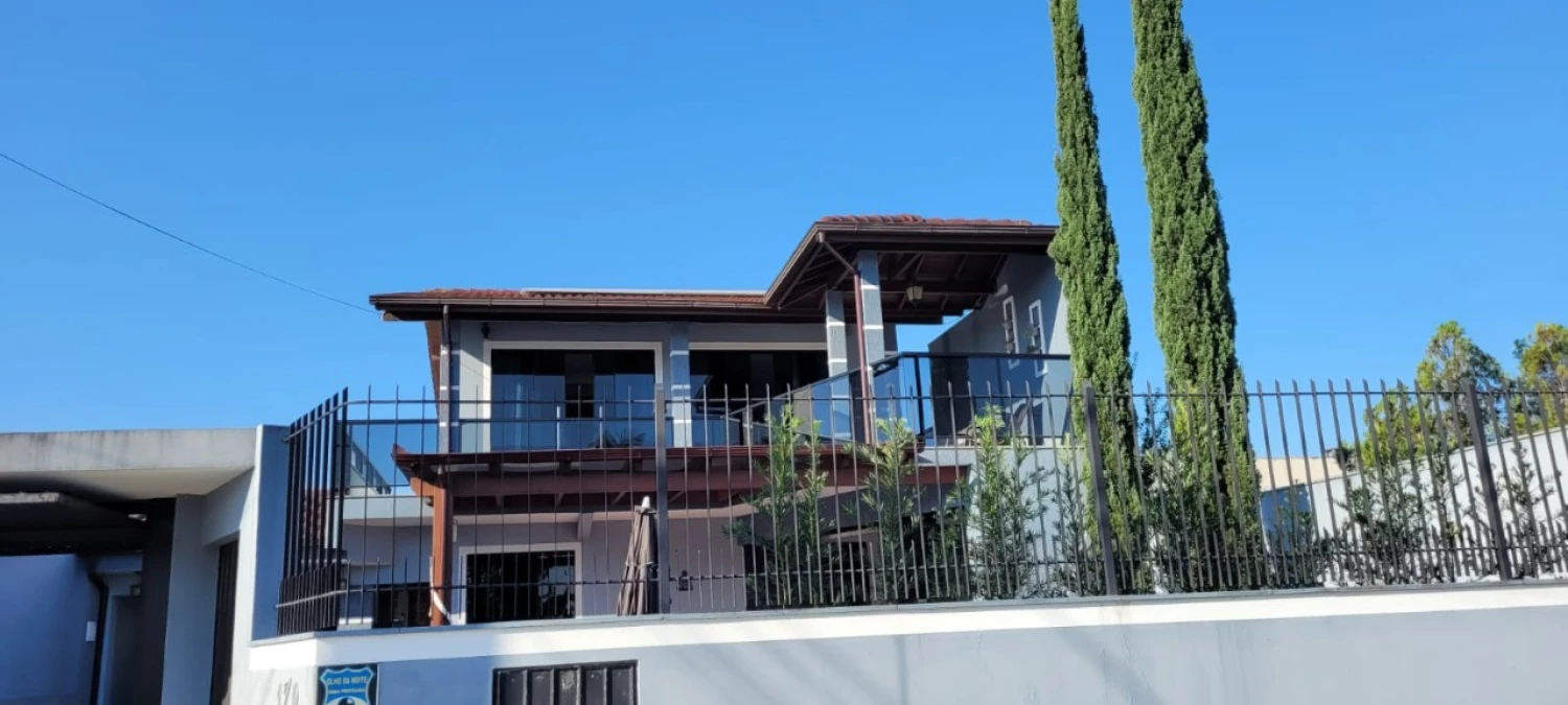 Casa em Jardim Eldorado, Palhoça. 4 quartos, 320m². Imagem 1 de 30