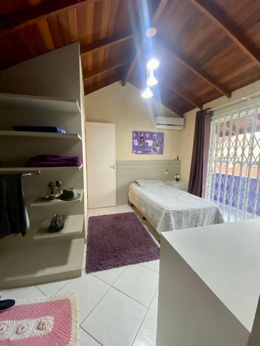 Casa em Madri, Palhoça. 3 quartos, 160m². Imagem 8 de 30