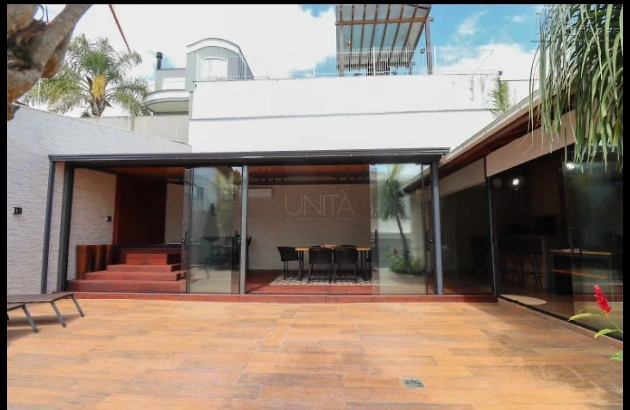 Casa em Pedra Branca, Palhoça. 4 quartos, 238m². Imagem 3 de 32