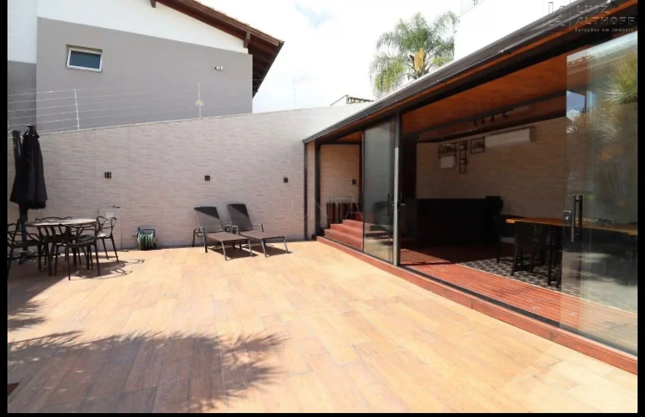 Casa em Pedra Branca, Palhoça. 4 quartos, 238m². Imagem 9 de 32