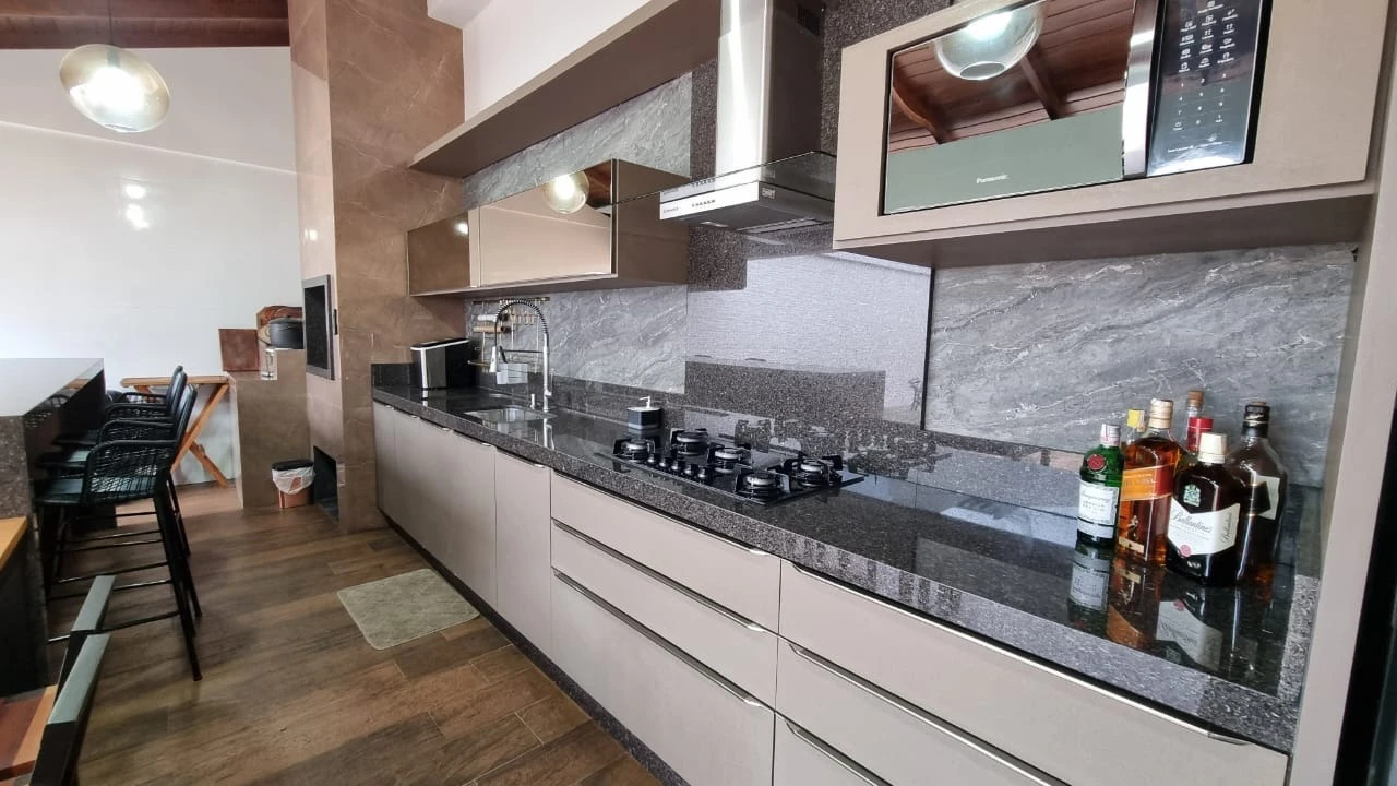 Casa em Pedra Branca, Palhoça. 4 quartos, 238m². Imagem 29 de 32