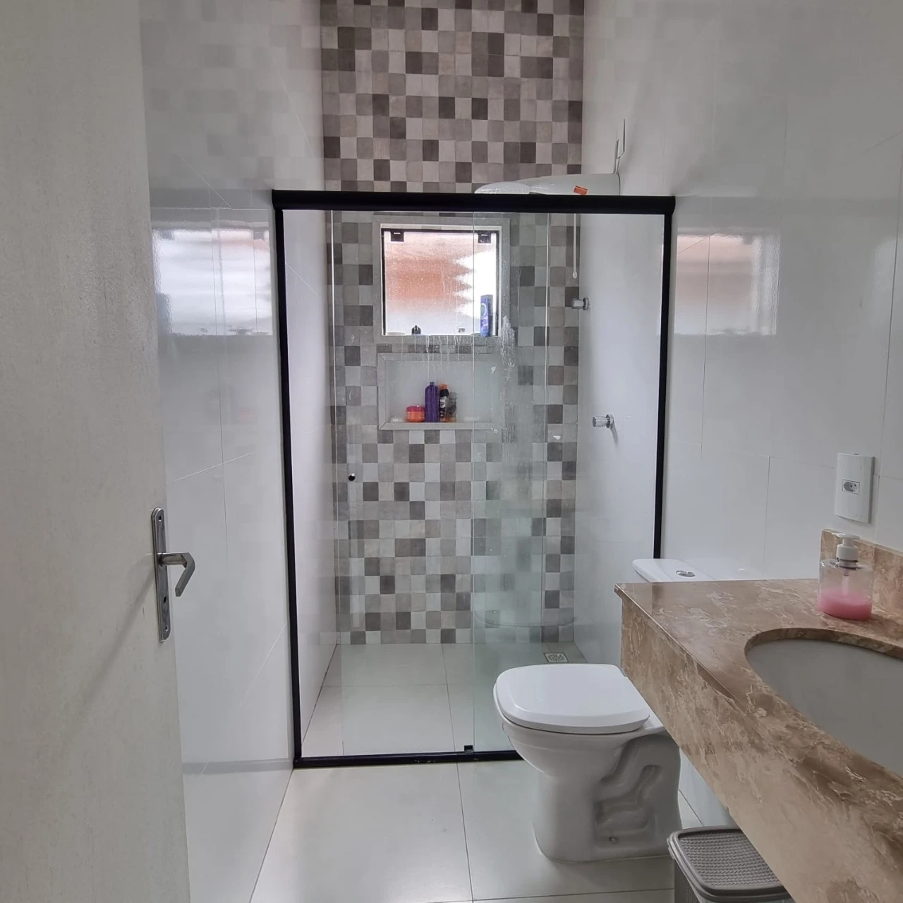 Casa em Sertão do Imaruim, São José. 4 quartos, 159m². Imagem 8 de 9