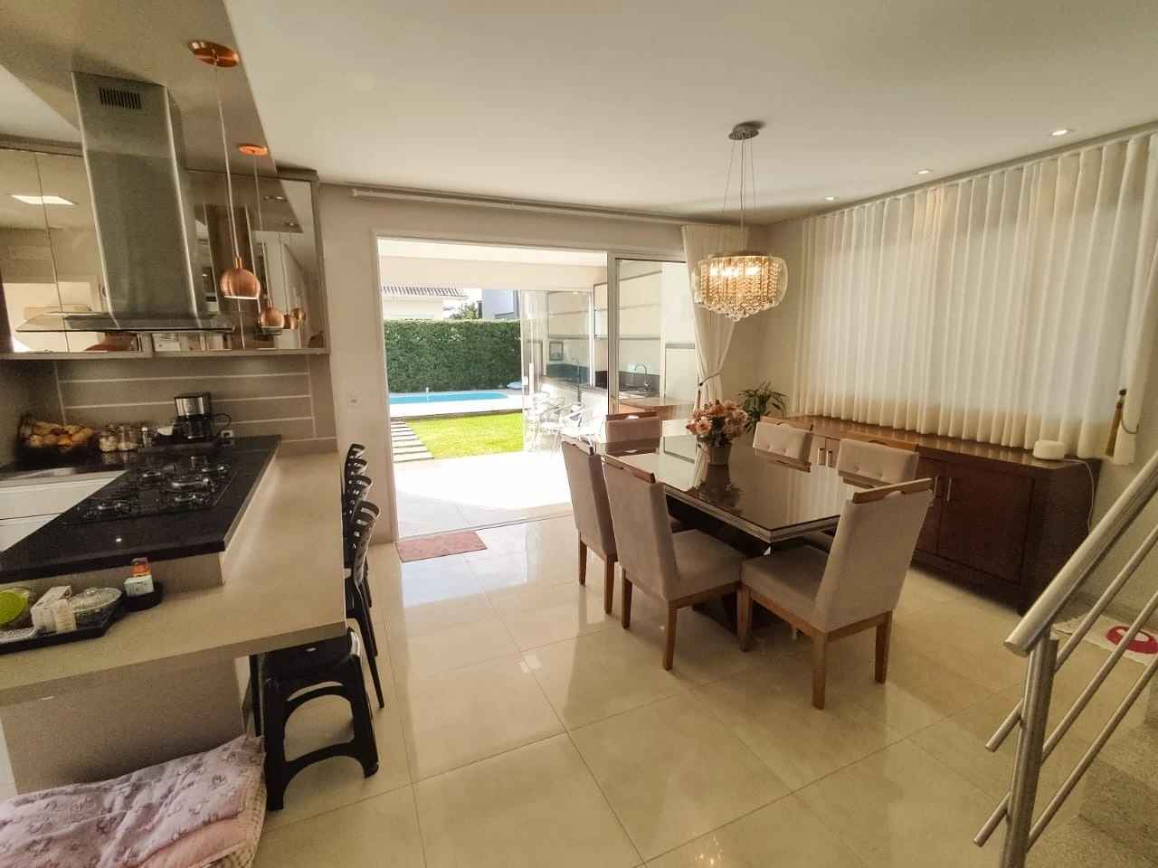 Casa em Pedra Branca, Palhoça. 3 quartos, 257m². Imagem 4 de 16