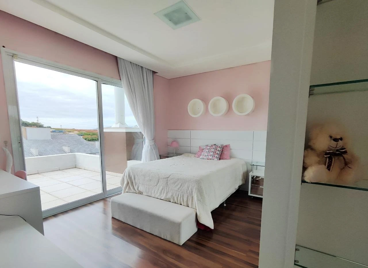 Casa em Pedra Branca, Palhoça. 4 quartos, 300m². Imagem 15 de 19