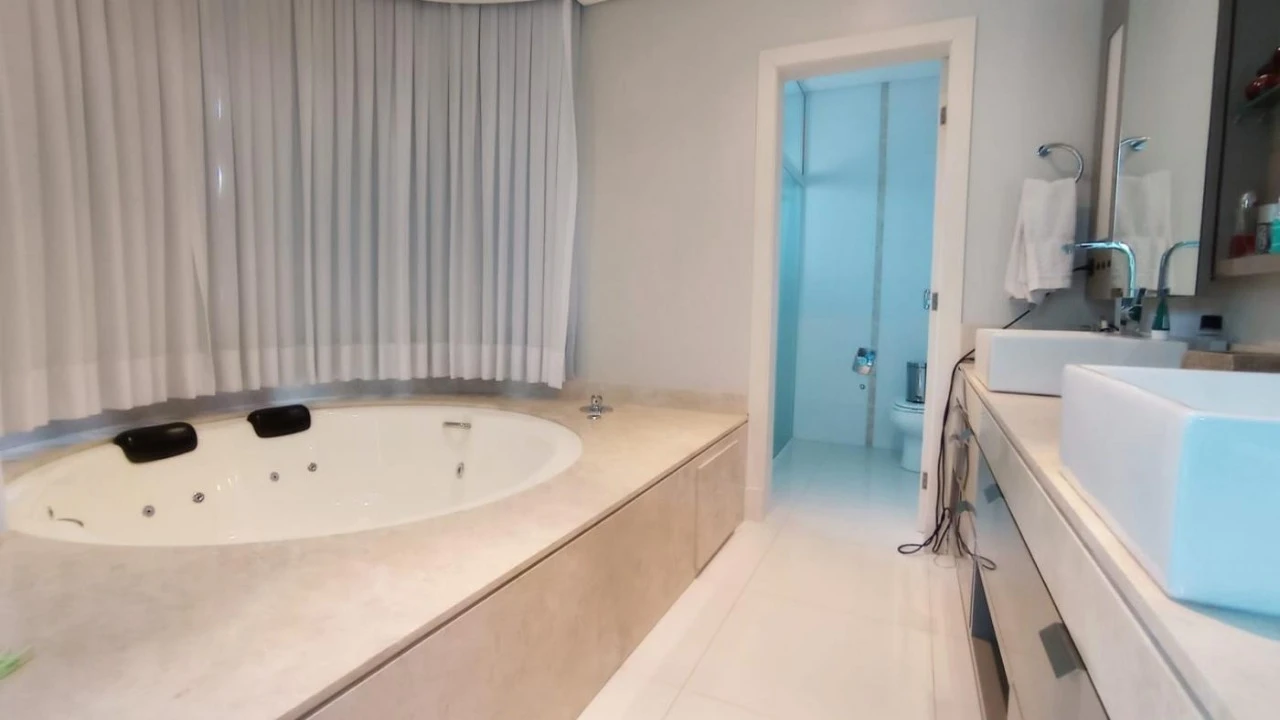 Casa em Pedra Branca, Palhoça. 4 quartos, 300m². Imagem 19 de 19