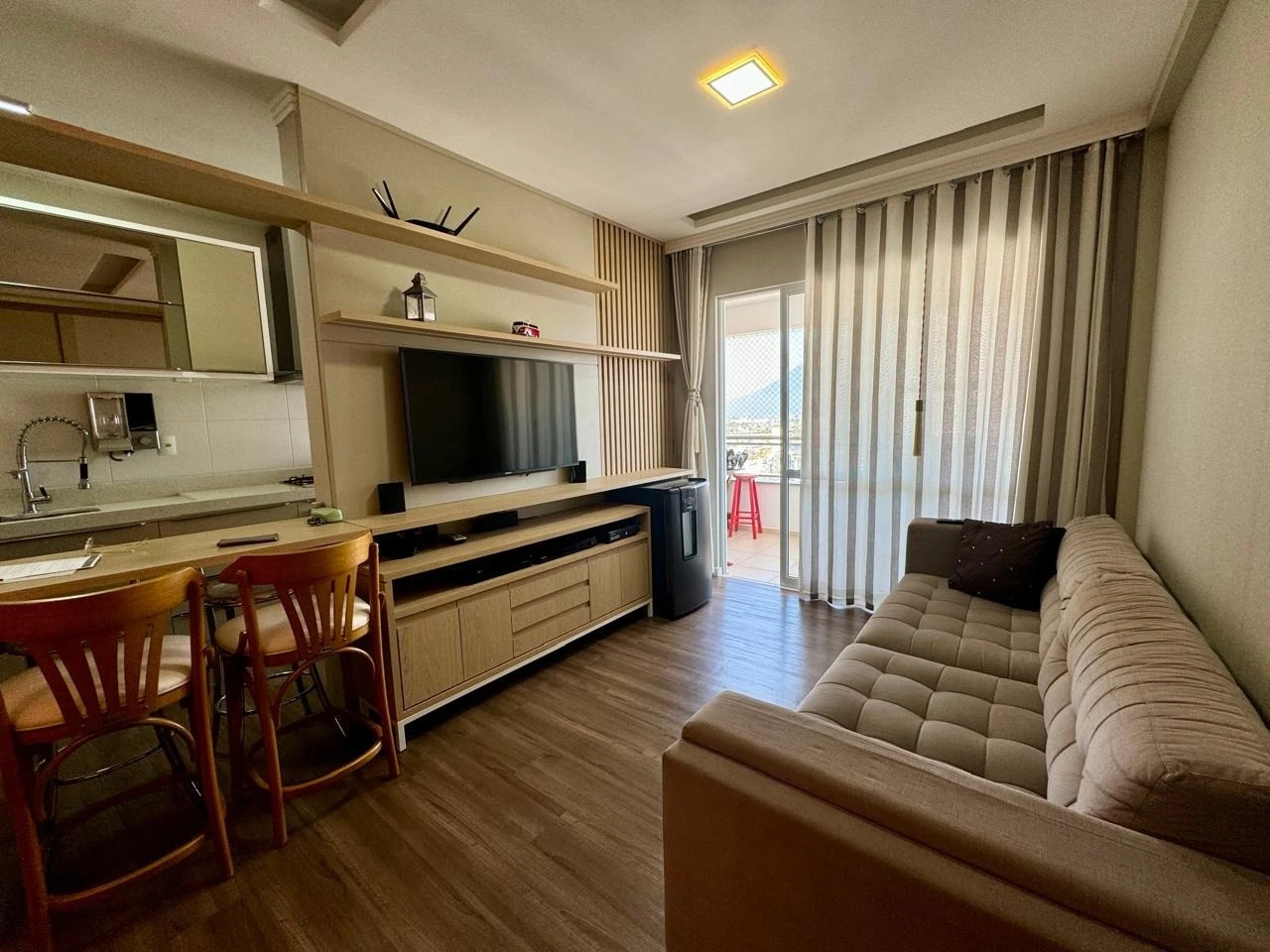 Apartamento em Pagani, Palhoça. 3 quartos, 86m². Imagem 2 de 22