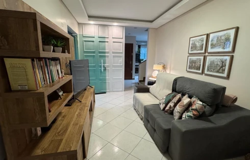 Casa com 3 quartos em Forquilhinhas, São José