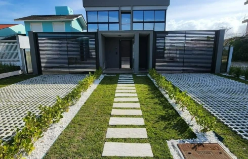 Apartamento com 3 quartos em Pinhiera, Palhoça