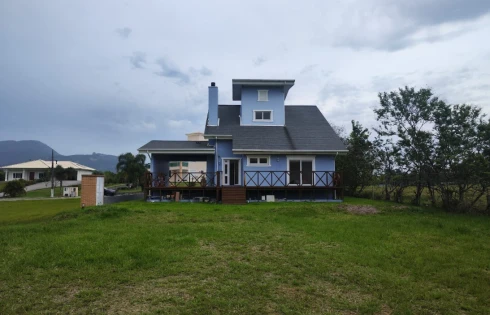 Casa em Sul do Rio, Santo Amaro da Imperatriz