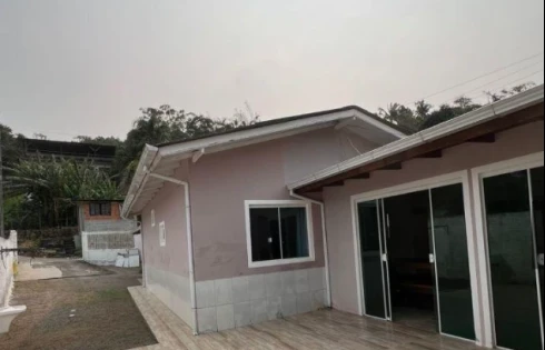 Casa com 3 quartos em Enseada de Brito, Palhoça