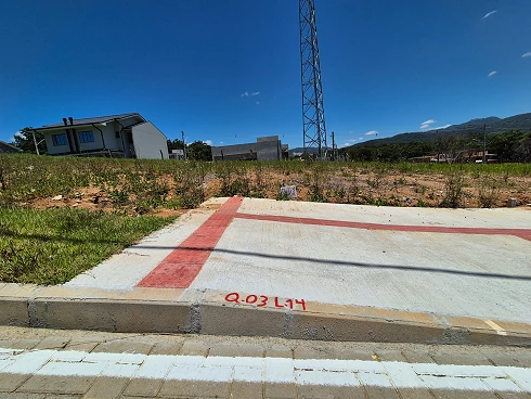 Terreno em Forquilhas, São José