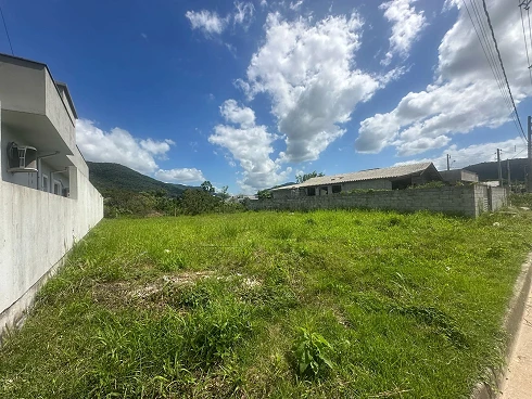 Terreno em Forquilhas, São José