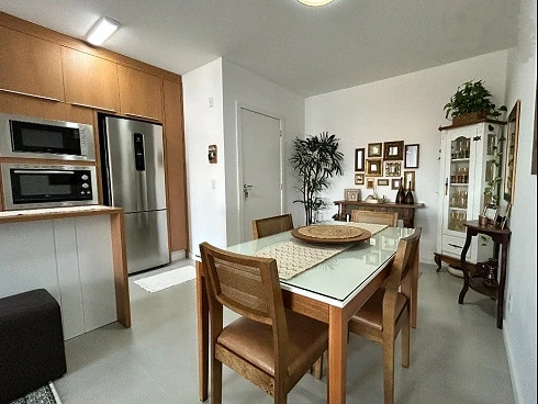 Apartamento com 2 quartos em Pedra Branca, Palhoça