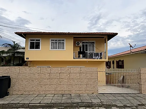 Casa com 5 quartos em Fazenda Santo Antônio, São José