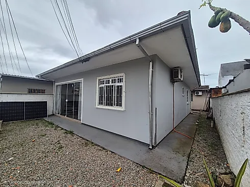 Casa com 3 Quartos 130m² - Pachecos