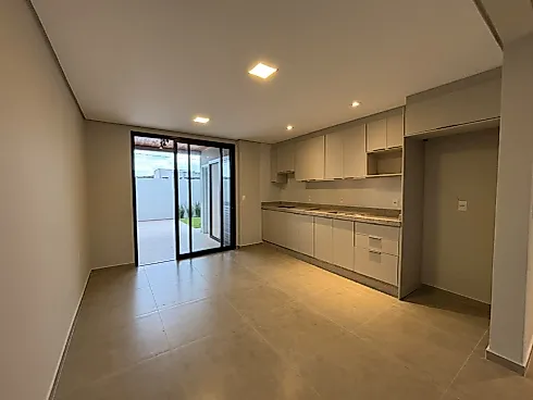 Casa 3 Quartos com 1 Suíte e 110m² - Forquilhas - Foto 5