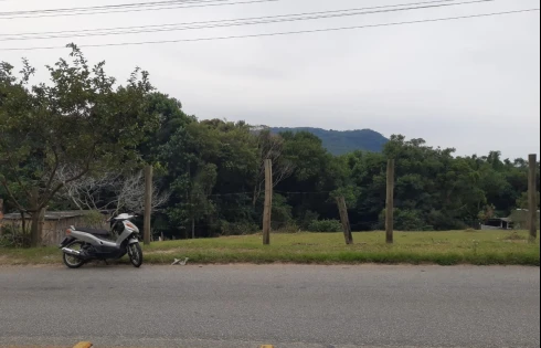 Terreno em Forquilhas, São José