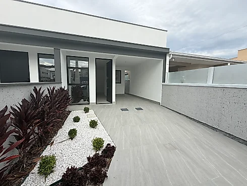 Casa em Loteamento Parque das Palmeiras, São José