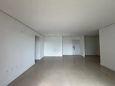 Apartamento em Nossa Senhora do Rosário, São José