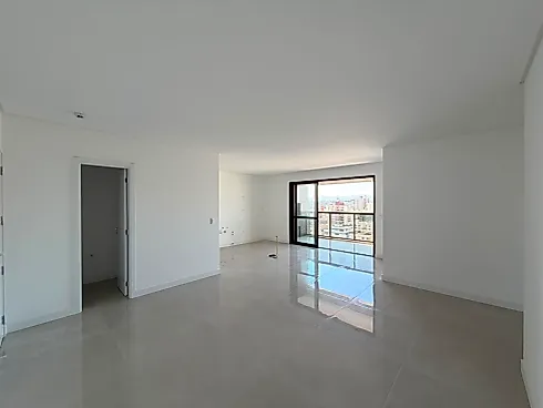 Apartamento em Kobrasol, São José