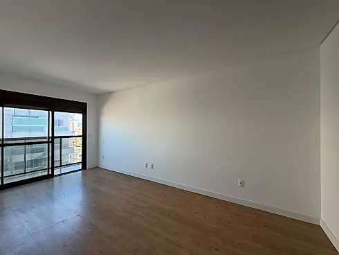 Apartamento em Kobrasol, São José
