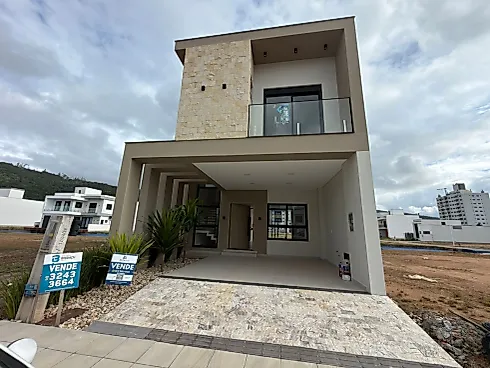Casa em Deltaville, Biguaçu