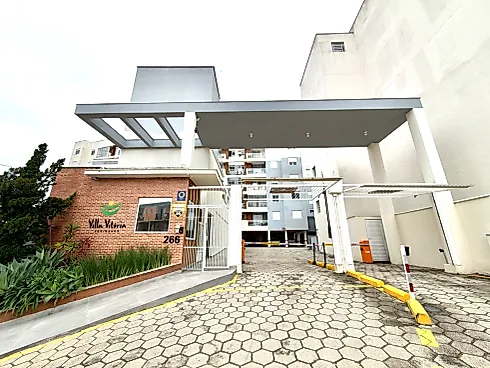 Apartamento com 3 quartos em Forquilhinha, São José
