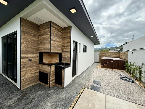 Casa em Forquilhas, São José