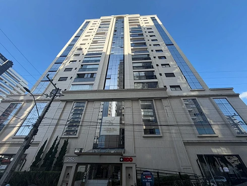 Apartamento em Kobrasol, São José