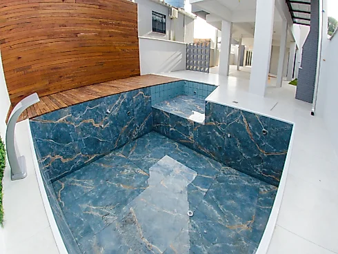 Apartamento em Armação do Itapocoy, Penha