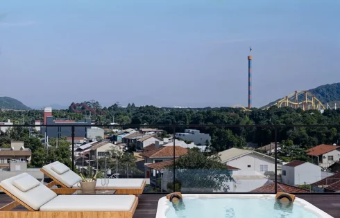 Apartamento em Praia da Armação, Penha