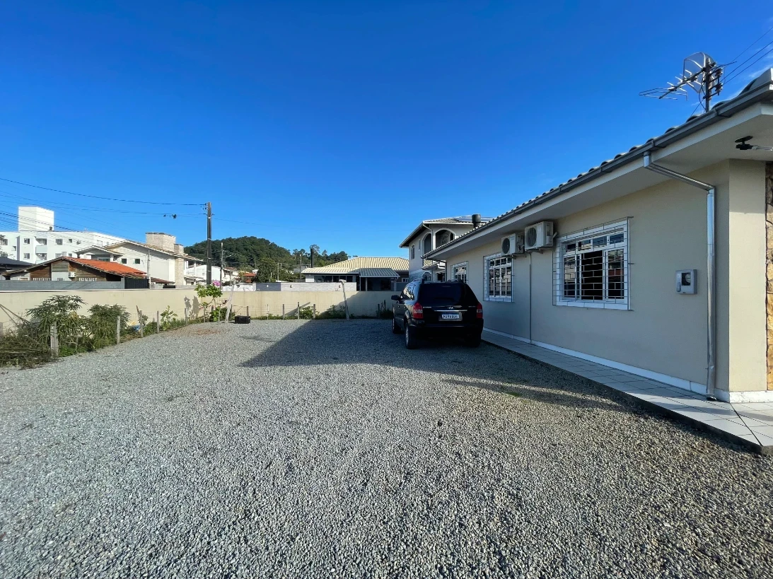 Casa em Bela Vista, Palhoça. 3 quartos, 132m². Imagem 2 de 6