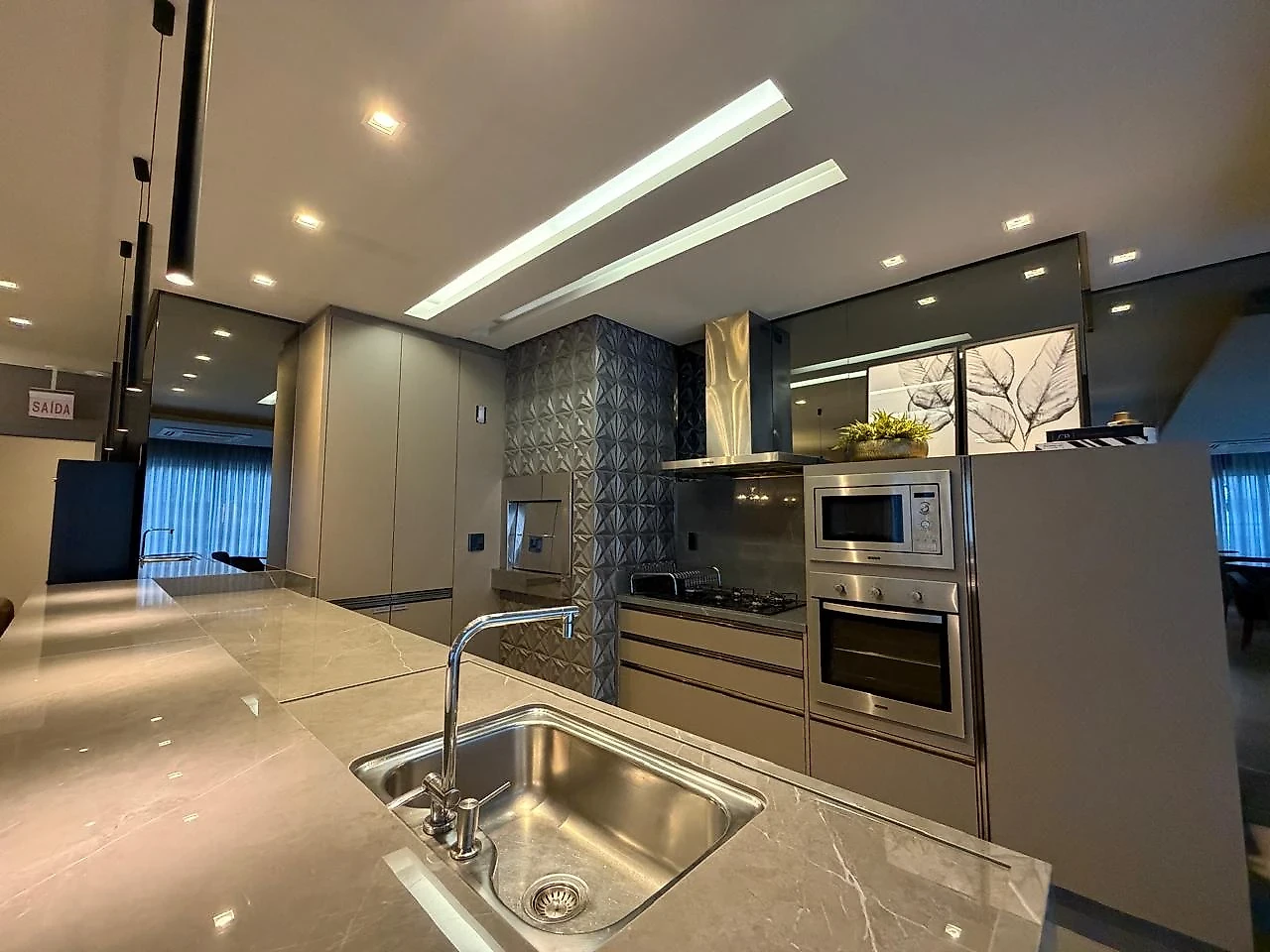 Apartamento em Praia Comprida, São José. 2 quartos, 94m². Imagem 22 de 38