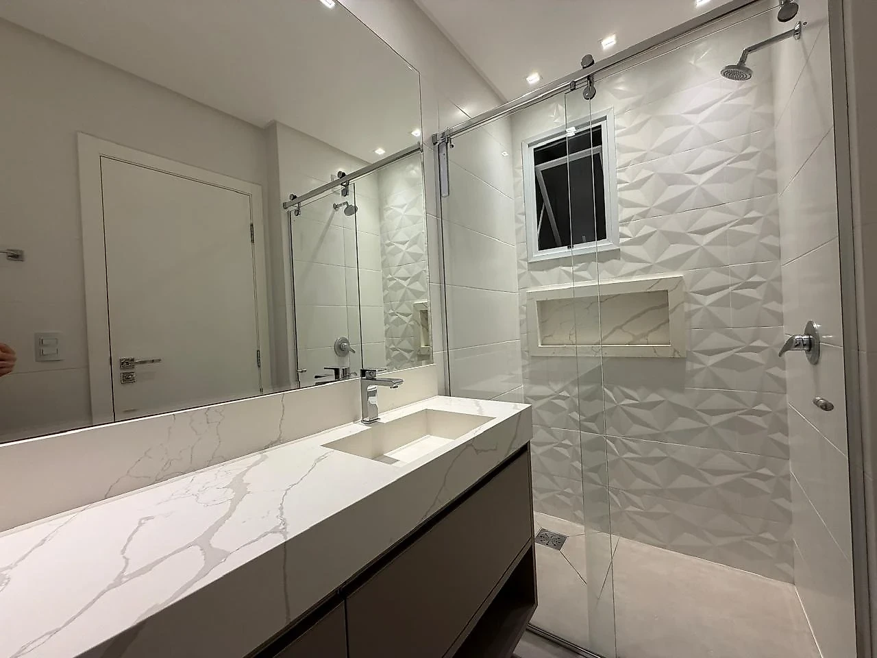 Apartamento em Praia Comprida, São José. 2 quartos, 94m². Imagem 36 de 38