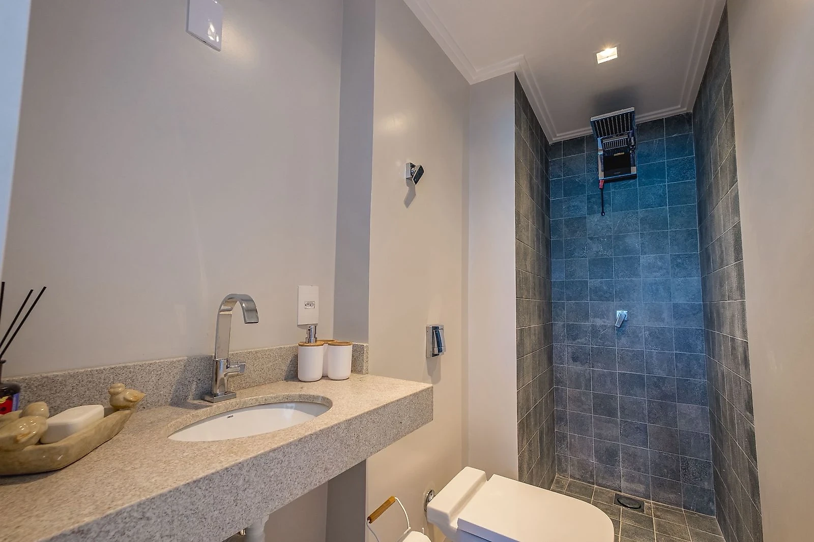 Apartamento em Centro, Florianópolis. 3 quartos, 221m². Imagem 10 de 37