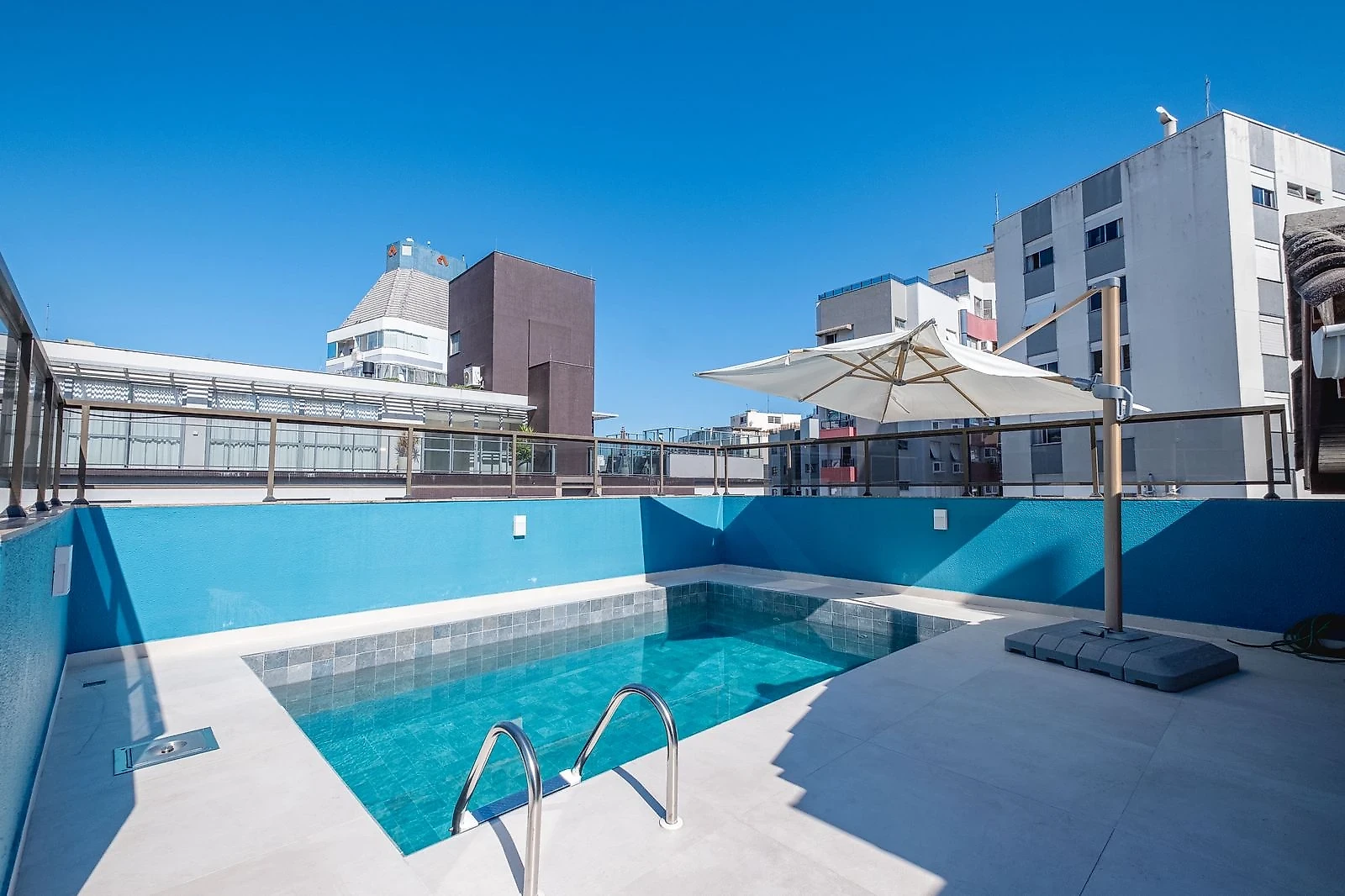 Apartamento em Centro, Florianópolis. 3 quartos, 221m². Imagem 11 de 37
