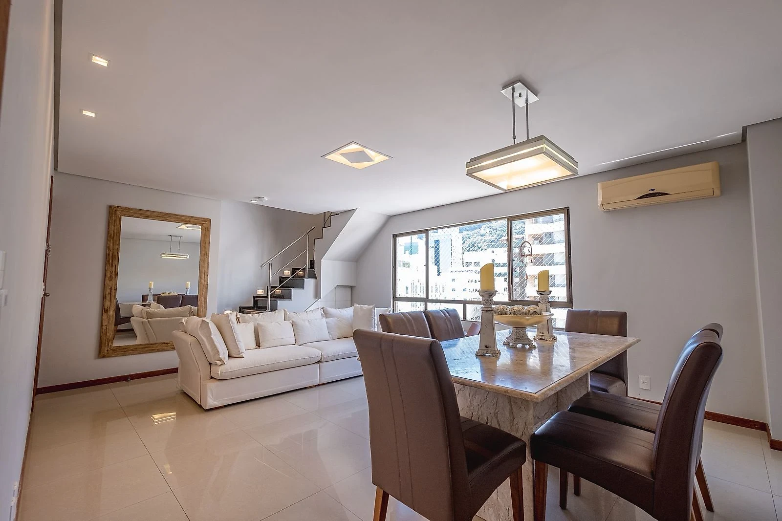 Apartamento em Centro, Florianópolis. 3 quartos, 221m². Imagem 27 de 37