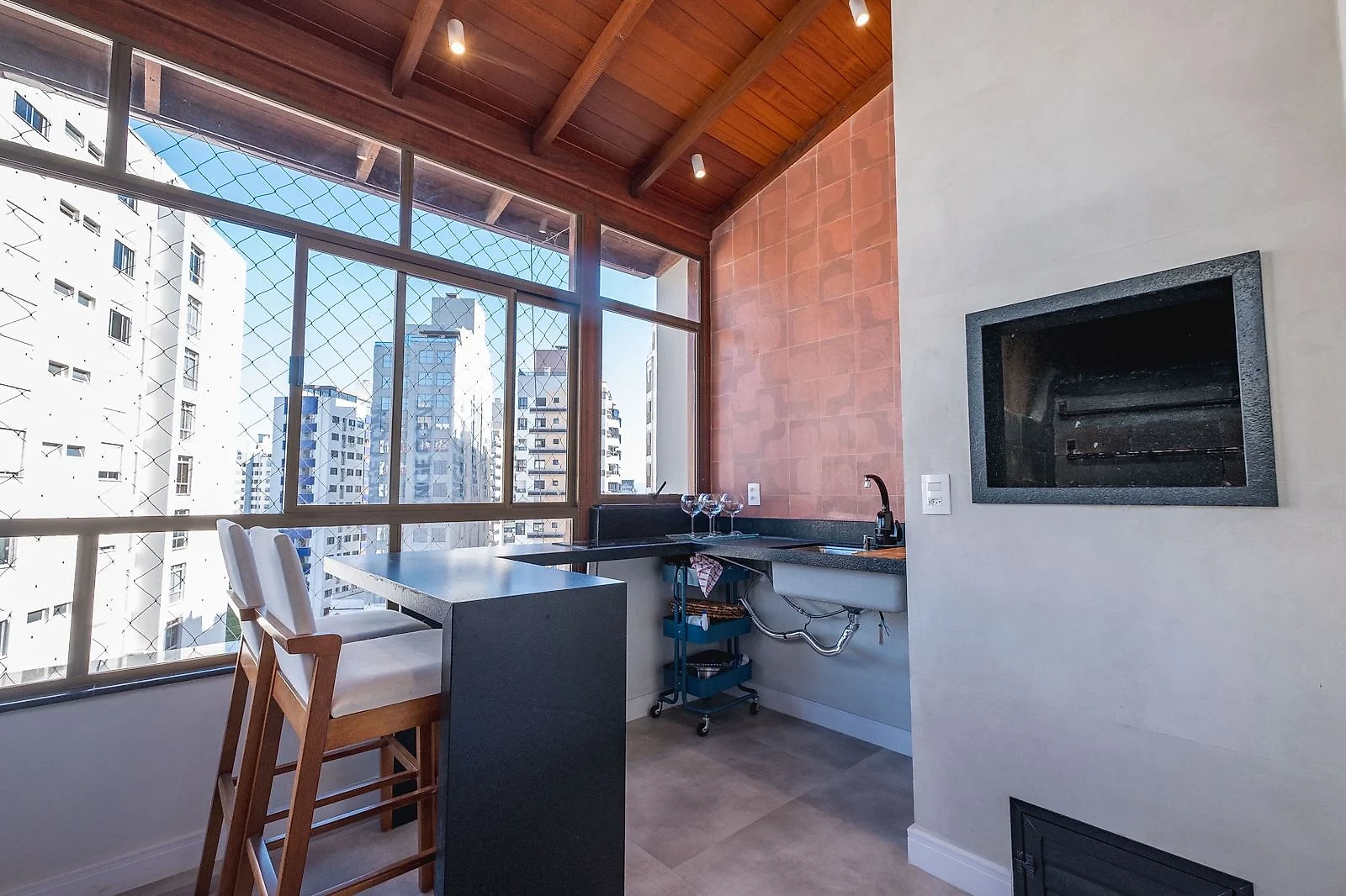 Apartamento em Centro, Florianópolis. 3 quartos, 221m². Imagem 3 de 37